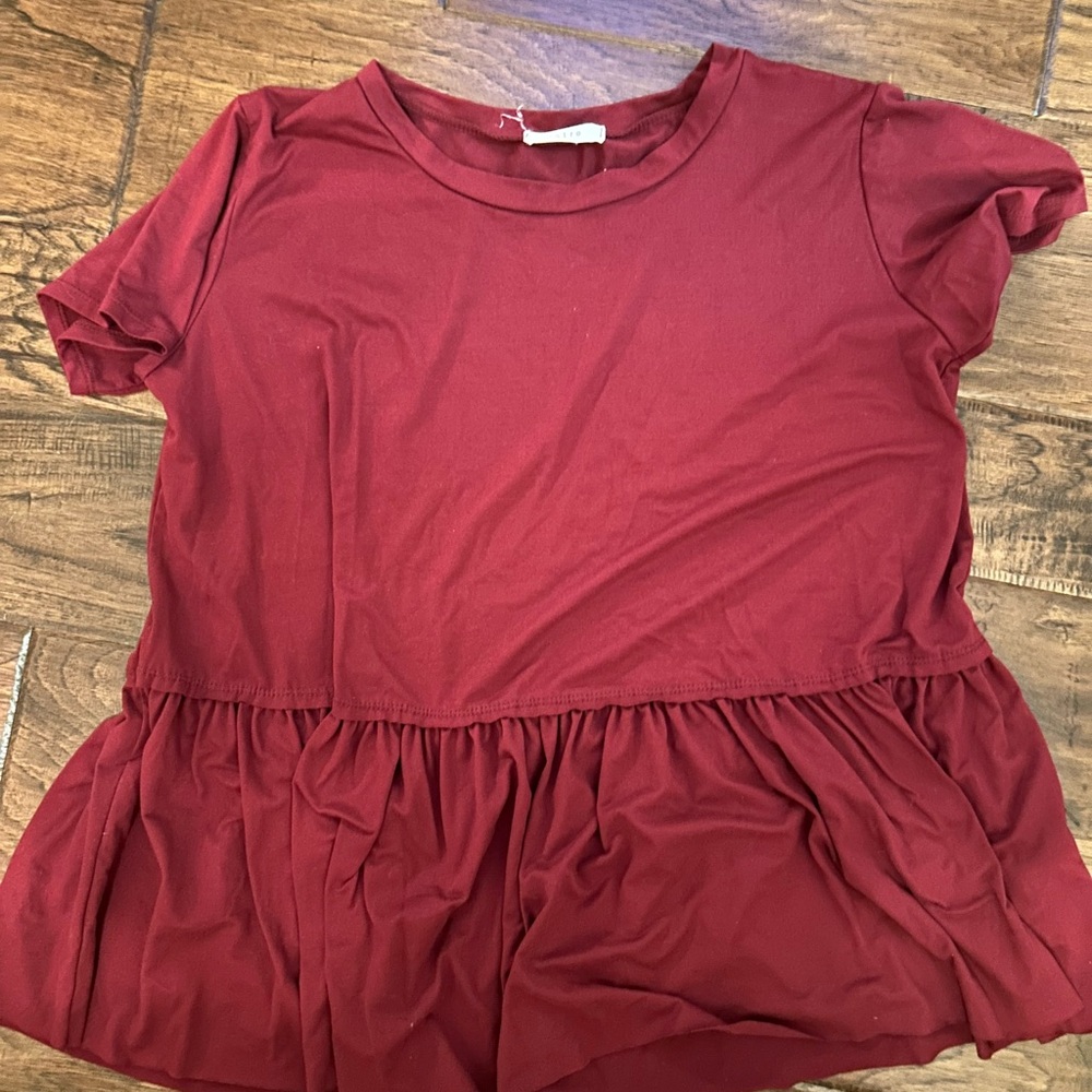 Entro Women's maroon Peplum Top